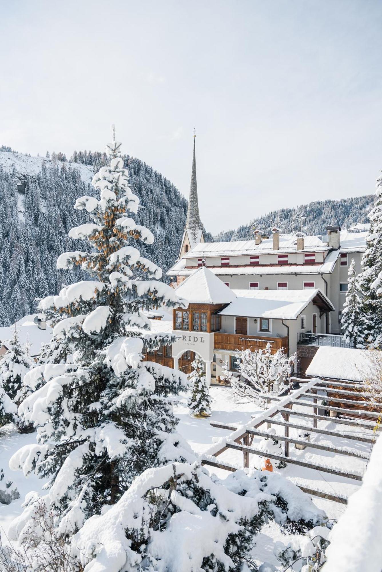 Charme Hotel Uridl Santa Cristina Val Gardena Экстерьер фото
