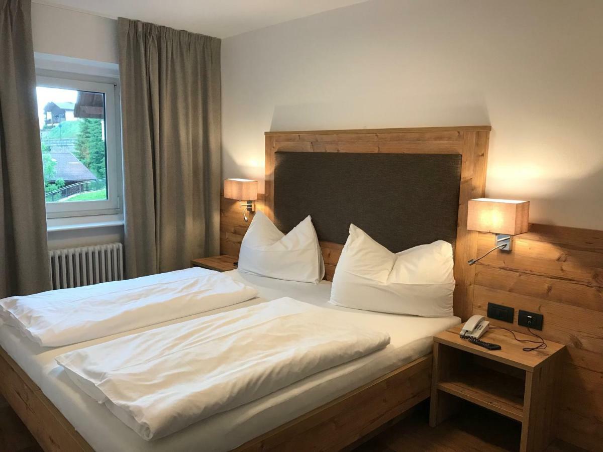 Charme Hotel Uridl Santa Cristina Val Gardena Экстерьер фото