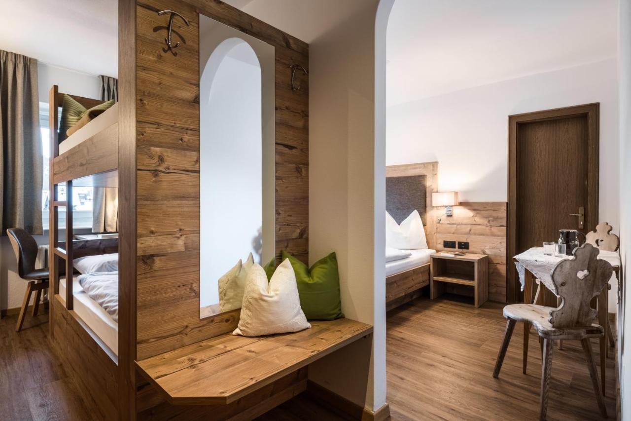 Charme Hotel Uridl Santa Cristina Val Gardena Экстерьер фото