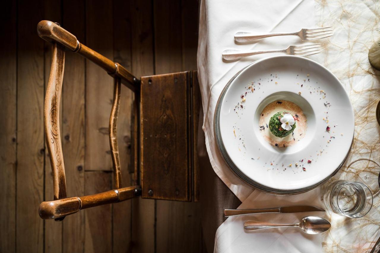 Charme Hotel Uridl Santa Cristina Val Gardena Экстерьер фото