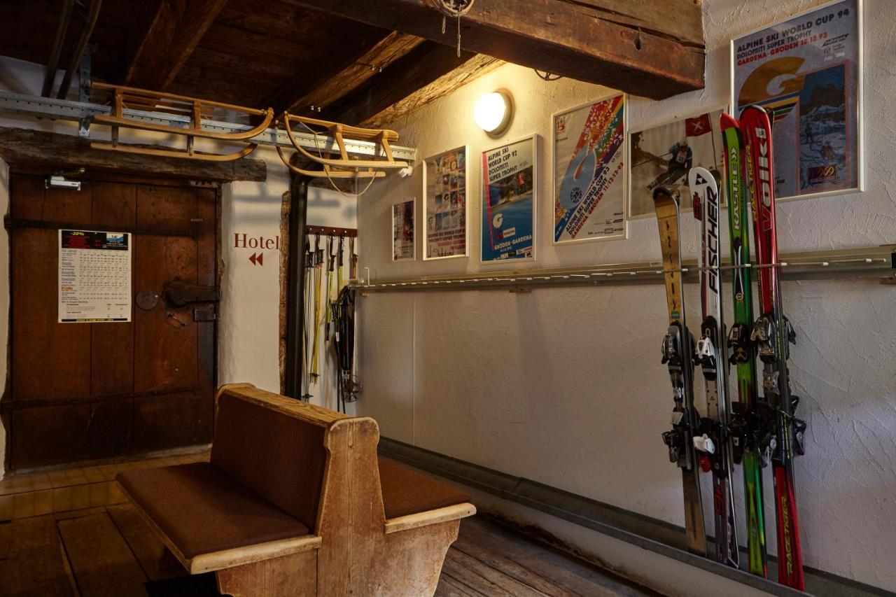 Charme Hotel Uridl Santa Cristina Val Gardena Экстерьер фото